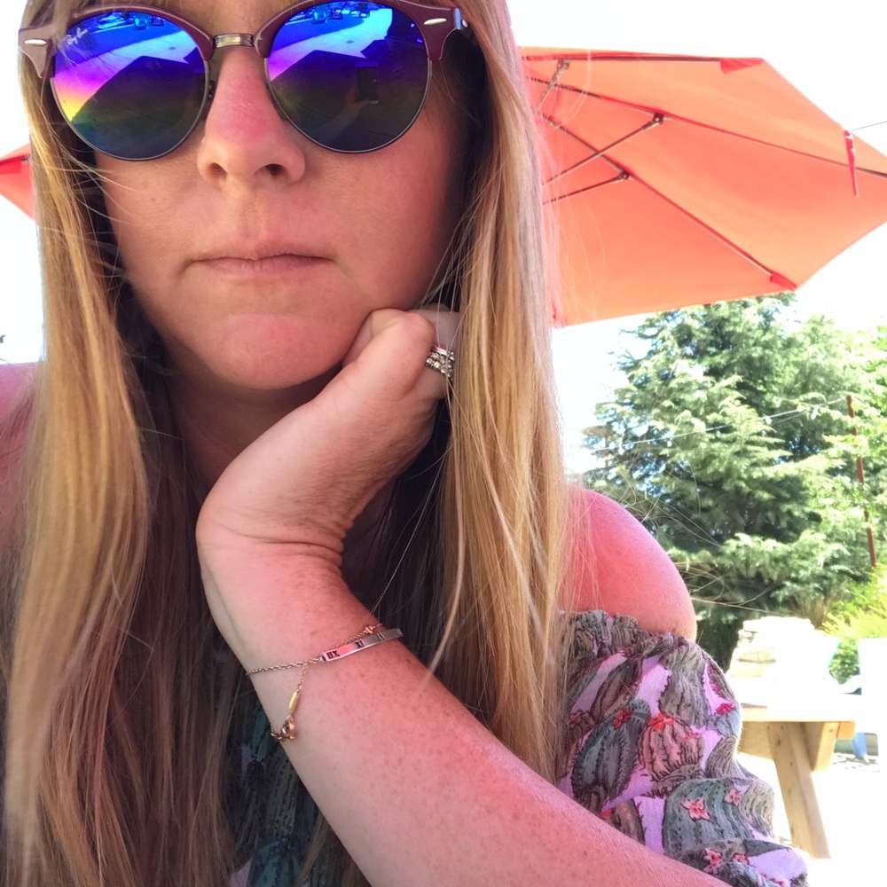 Meet your Posher, Rebecca